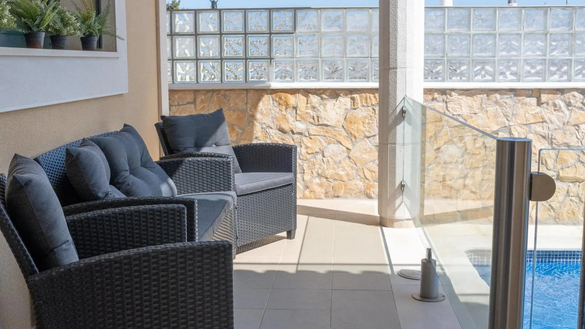 Bela Vista Exclusive Private Villa In Praia Da Luz Portugal